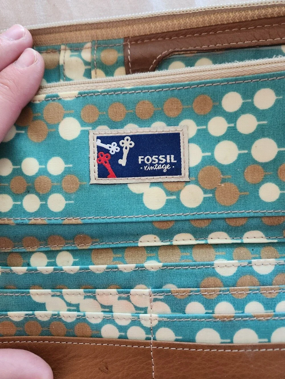 Fossil Vintage Keyper Patterned Wallet
